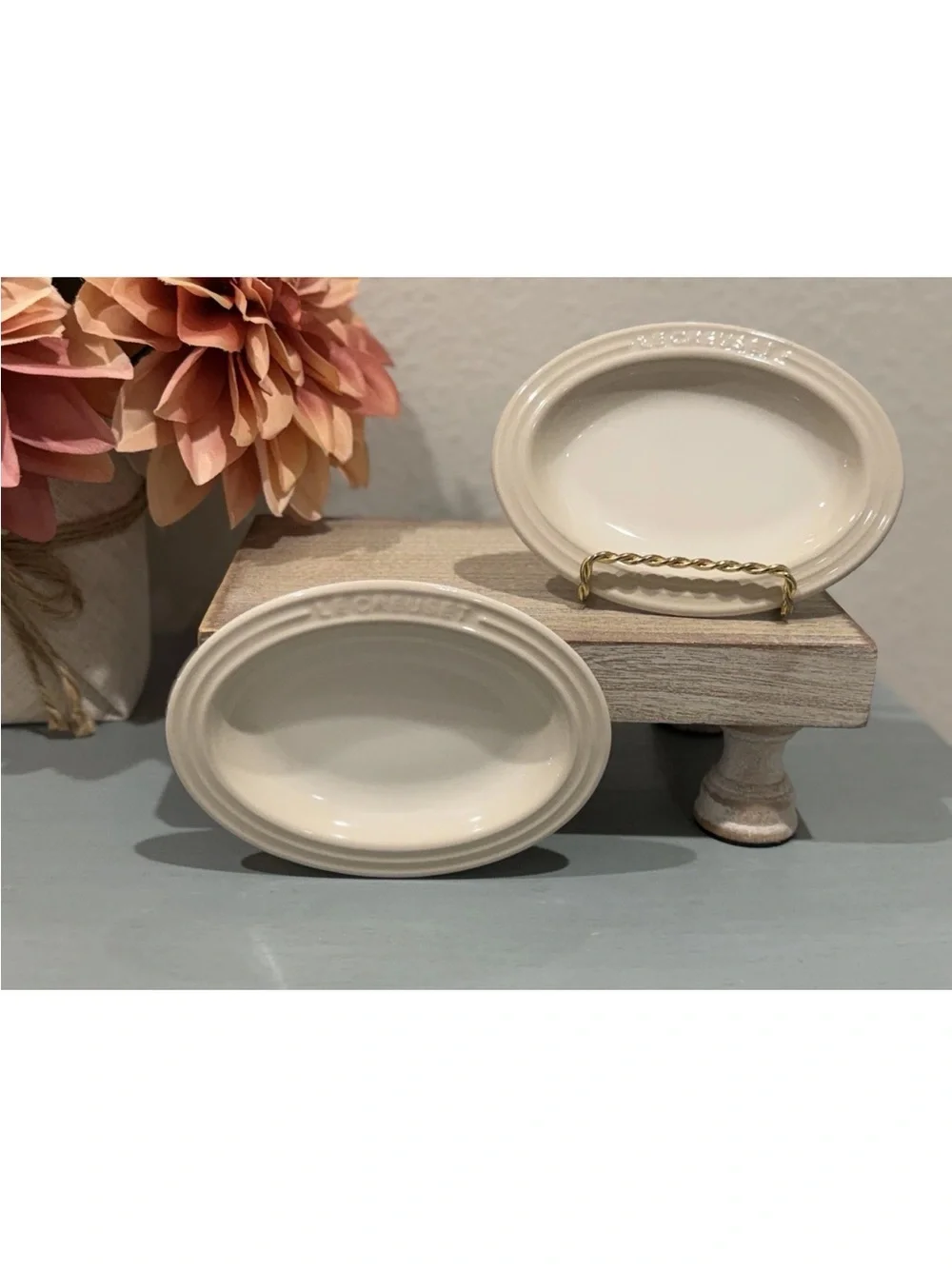 2 Le Creuset 14CM Oval Mini Appetizer Dessert Plate - MERINGUE, New Second Choix
